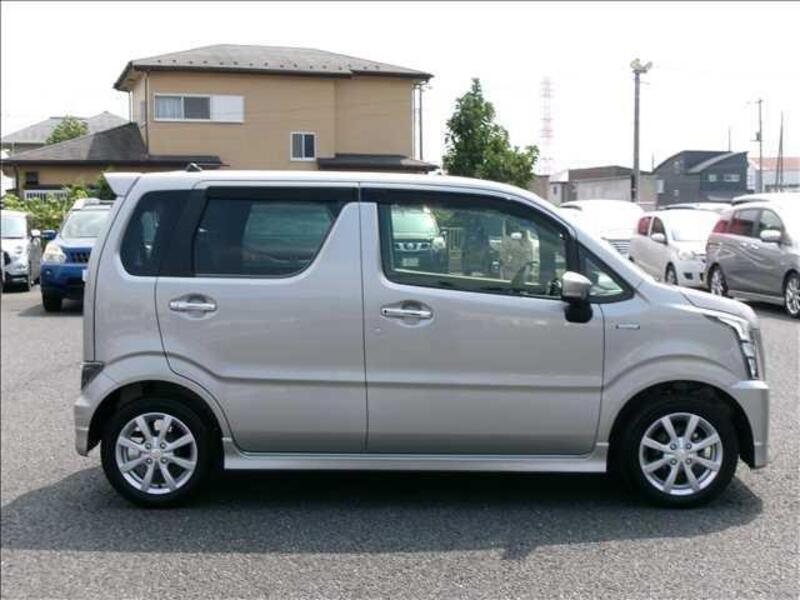 WAGON R