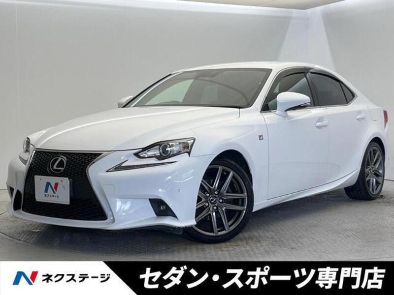 LEXUS IS