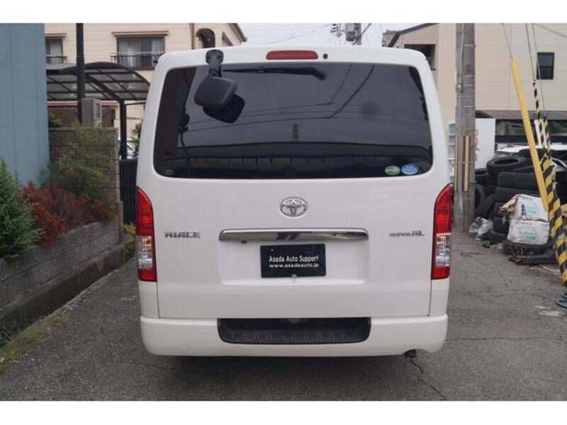 HIACE VAN