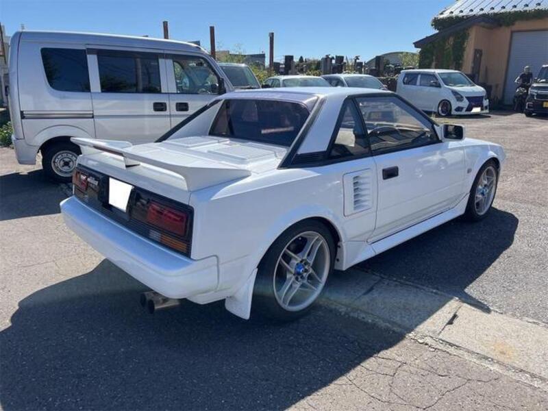 MR2