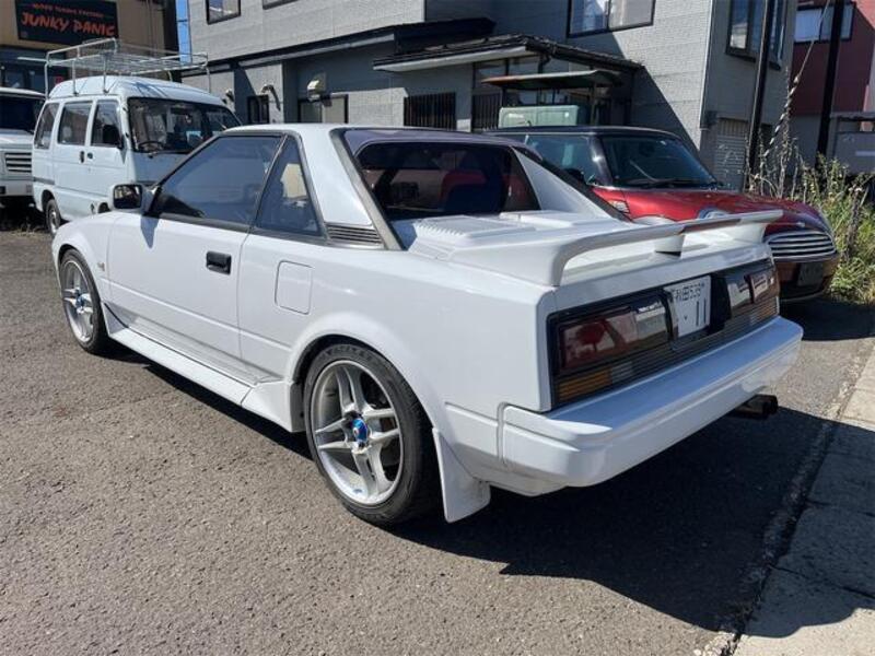 MR2