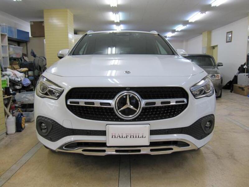 MERCEDES-BENZ GLA CLASS