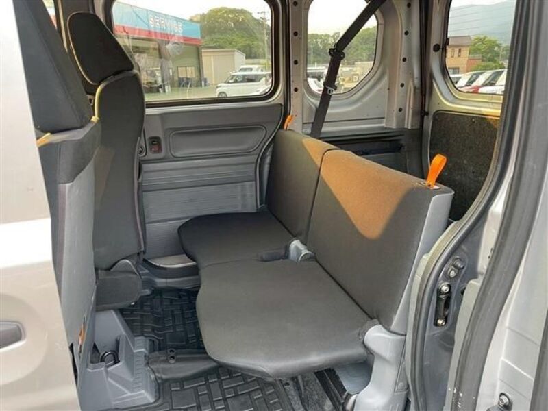 N-VAN