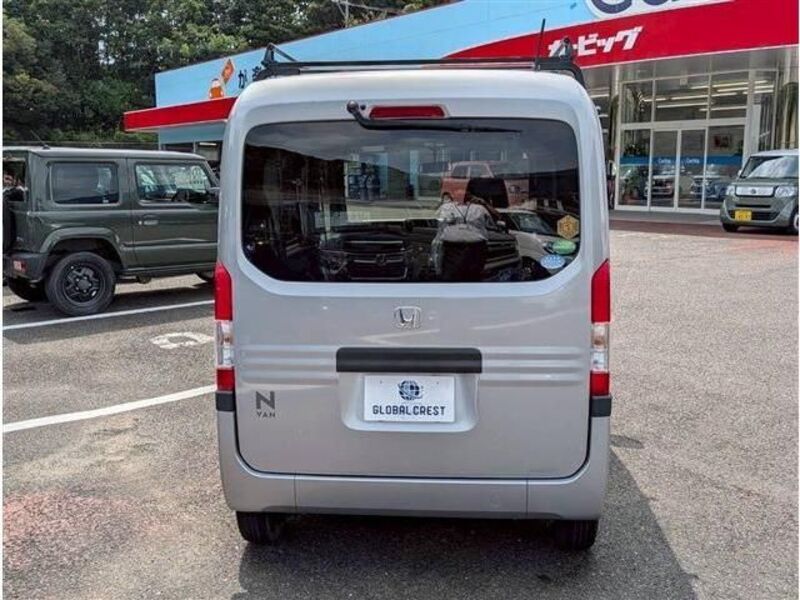 N-VAN