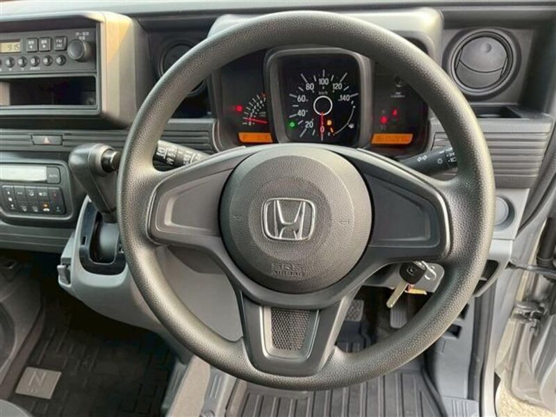 N-VAN