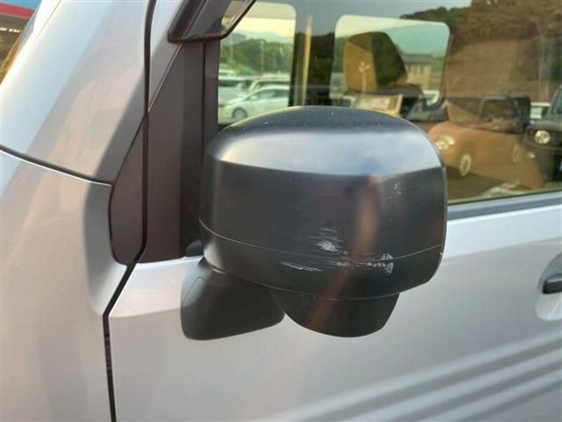 N-VAN