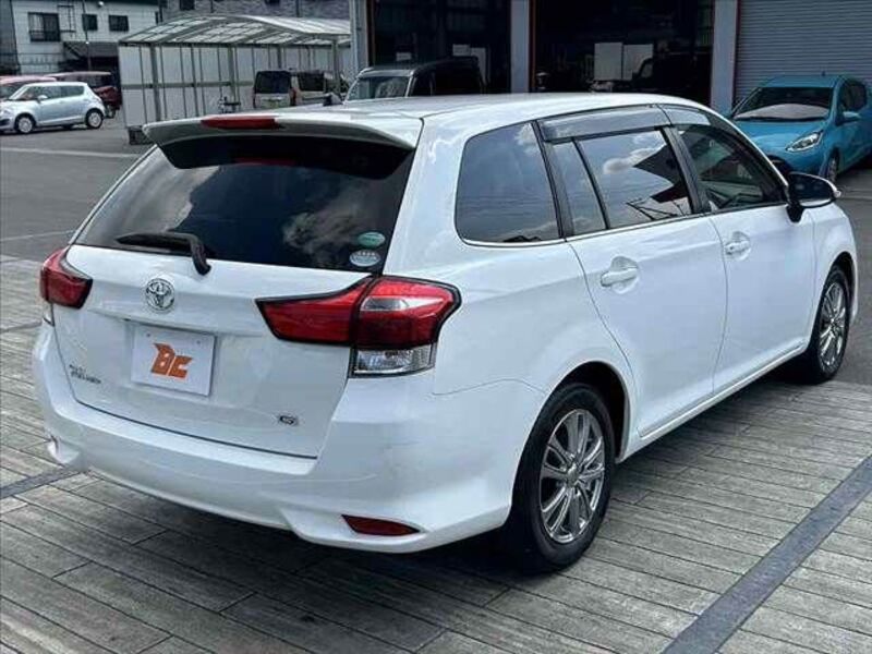 COROLLA FIELDER