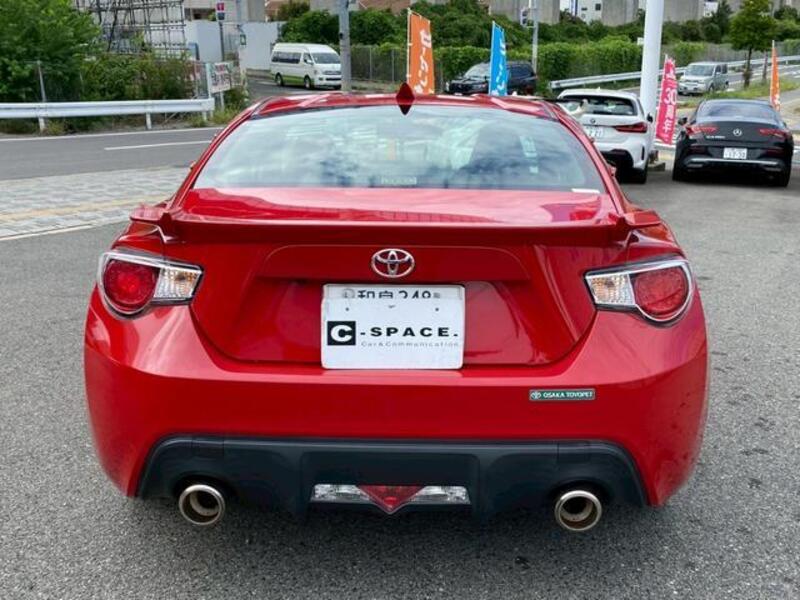 86