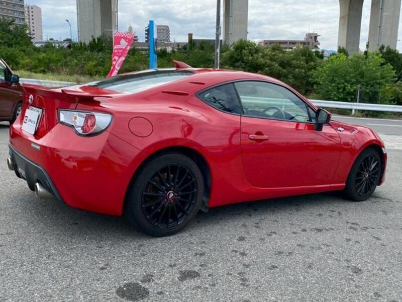 86