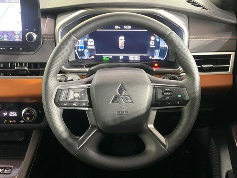 OUTLANDER PHEV