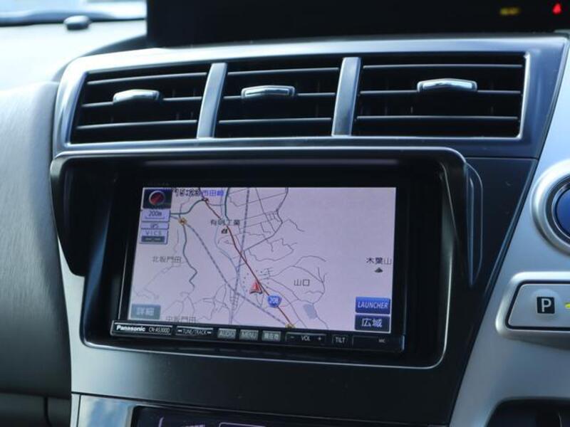 PRIUS ALPHA