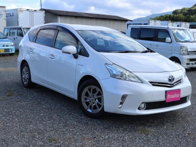 PRIUS ALPHA