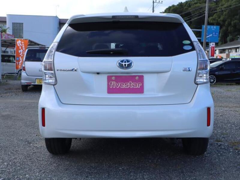 PRIUS ALPHA