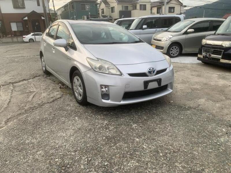 PRIUS-0