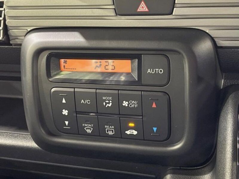 N-VAN