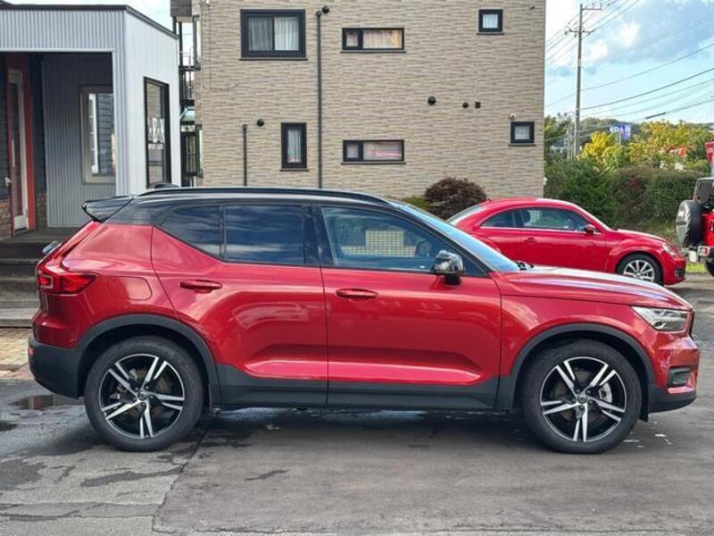 XC40