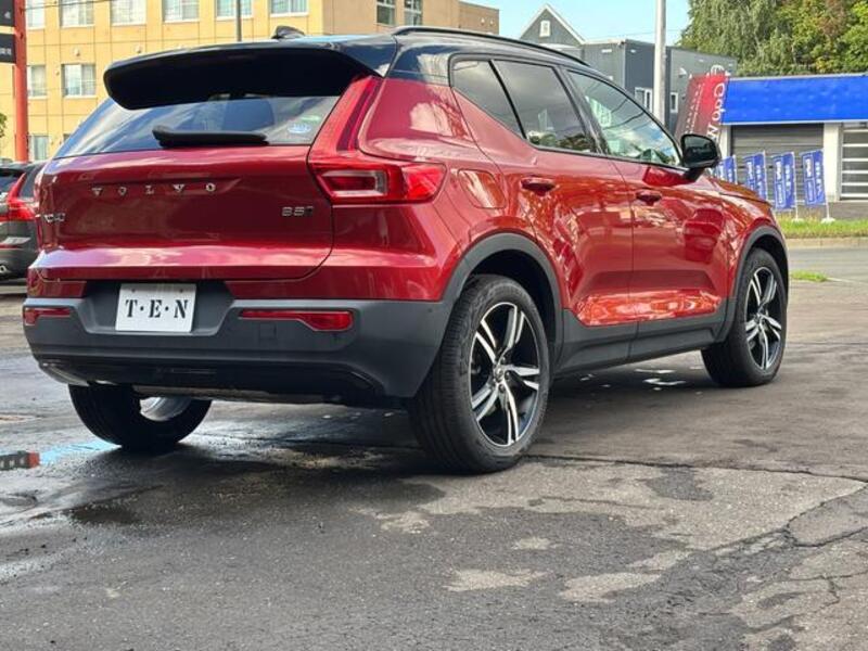 XC40