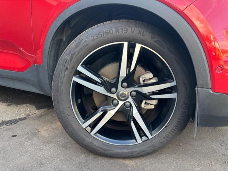 XC40