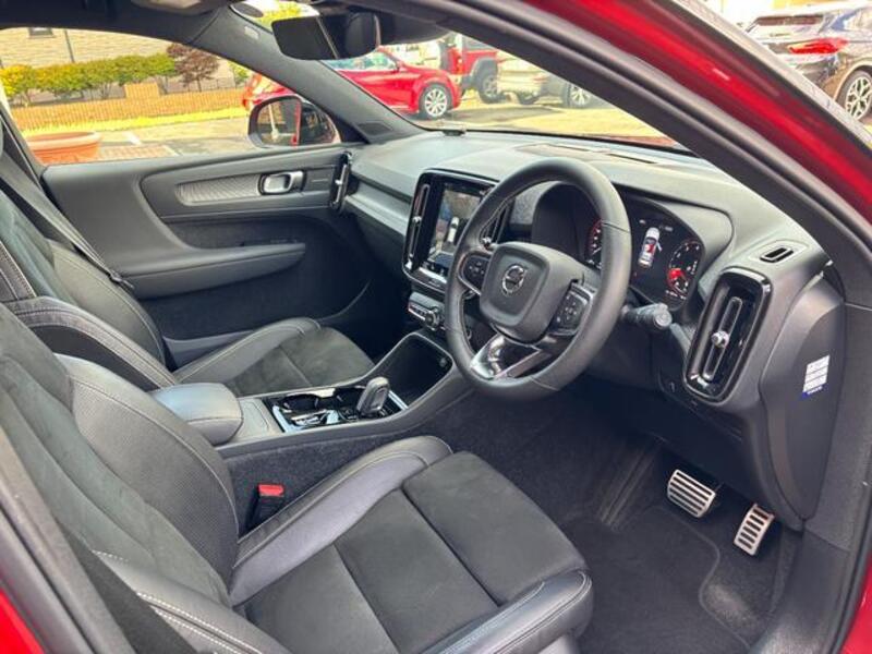 XC40
