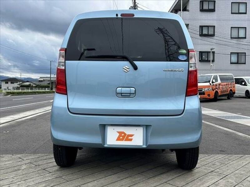 WAGON R