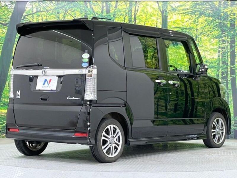 N BOX CUSTOM