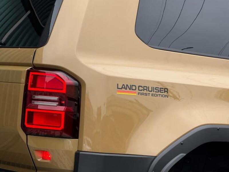 LAND CRUISER 250