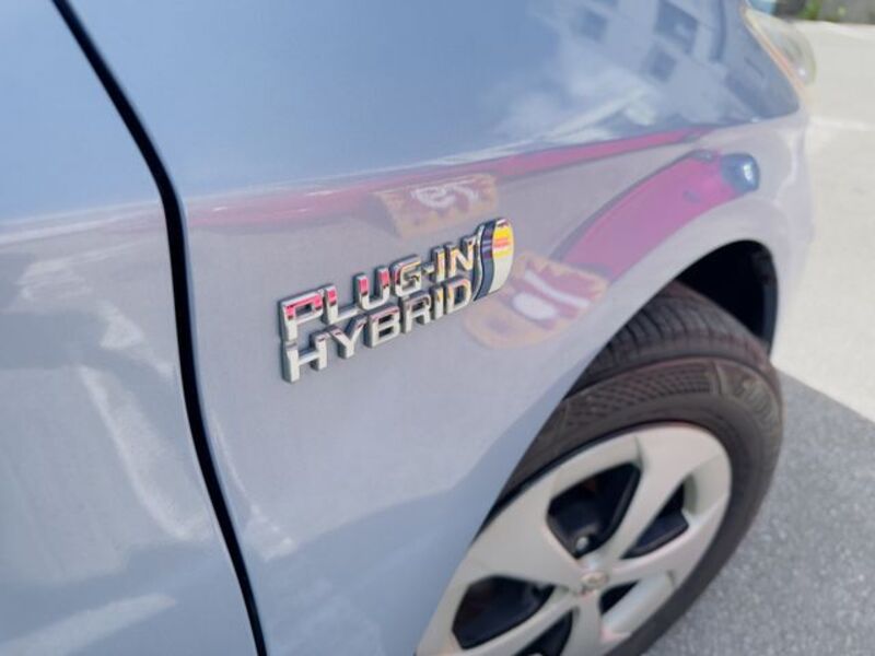 PRIUS PHV