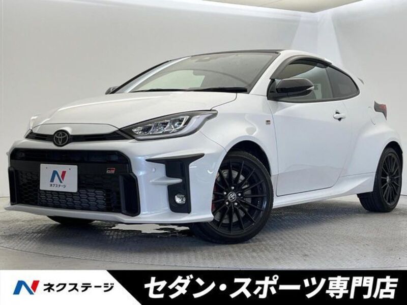 GR YARIS-0