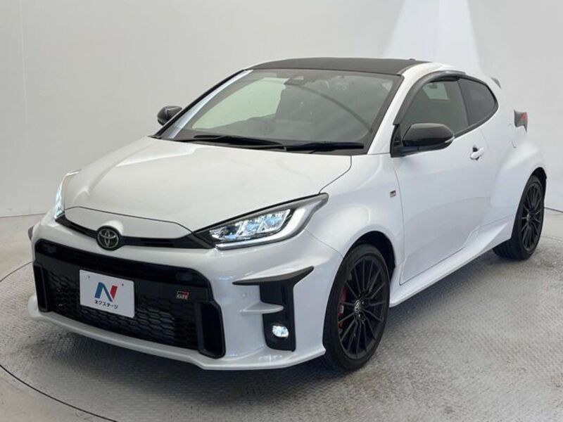 GR YARIS