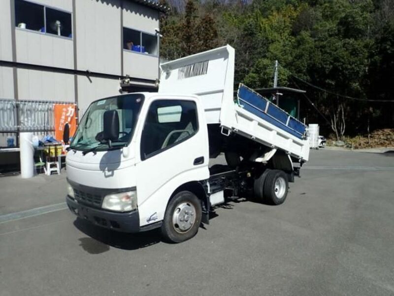 TOYOTA DYNA
