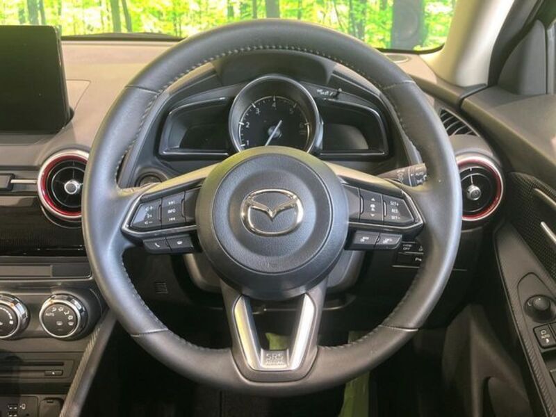 MAZDA2