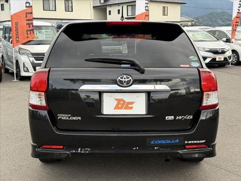 COROLLA FIELDER