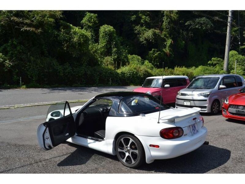 ROADSTER