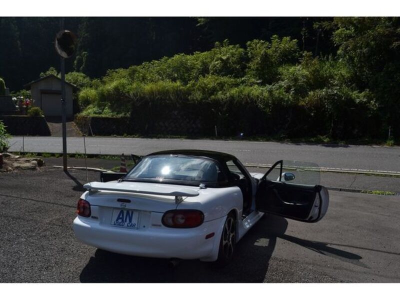 ROADSTER