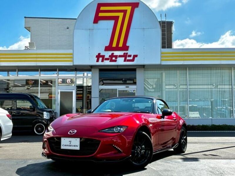 ROADSTER-0