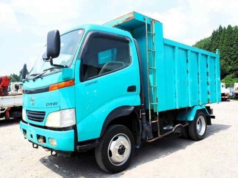 TOYOTA DYNA