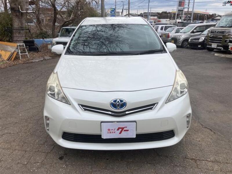 PRIUS ALPHA