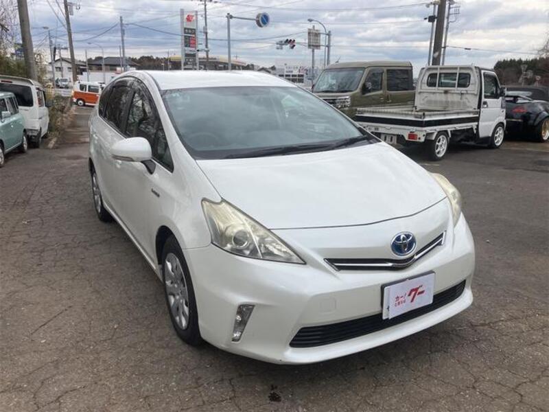 PRIUS ALPHA