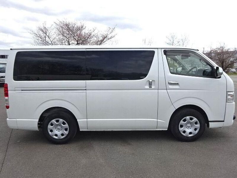 HIACE