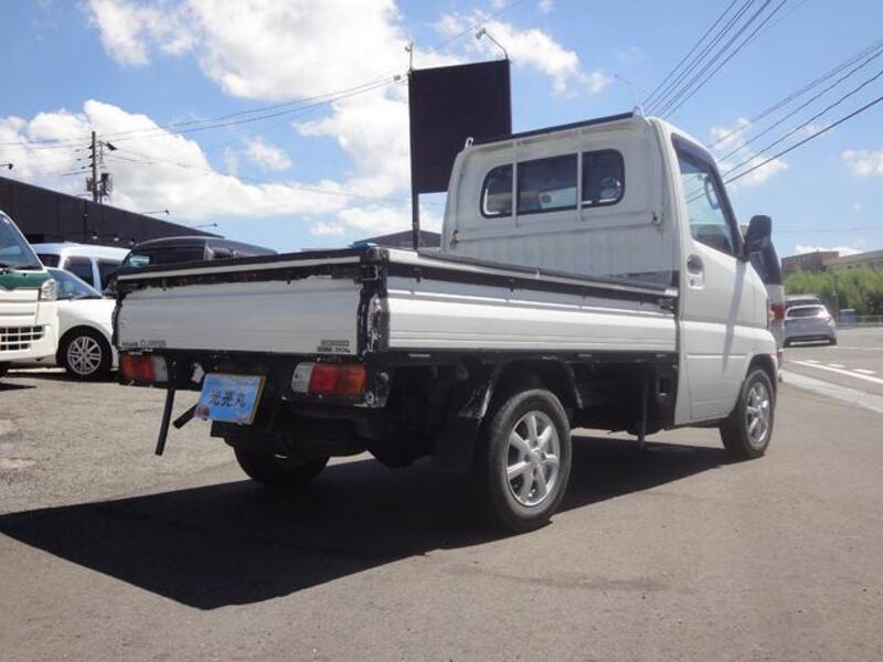 CLIPPER TRUCK