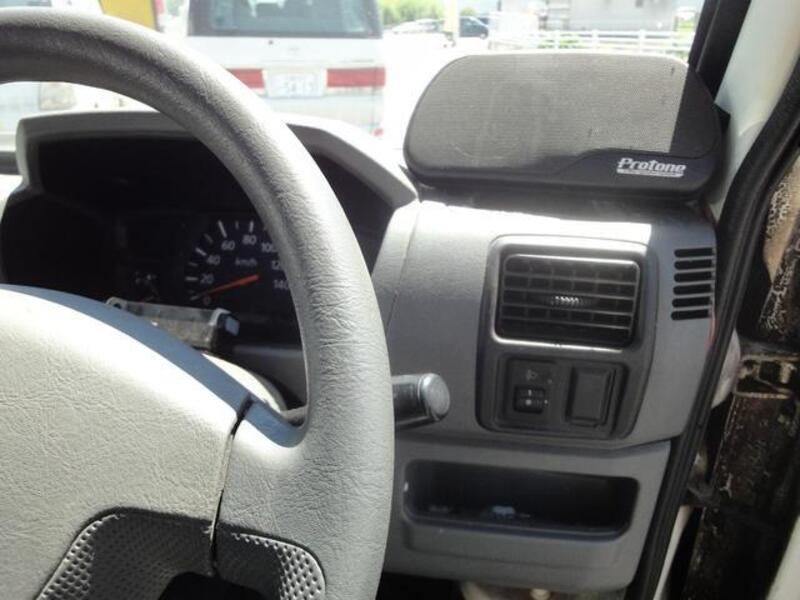 CLIPPER TRUCK
