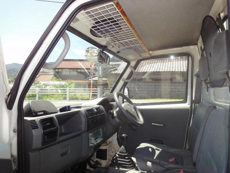 CLIPPER TRUCK