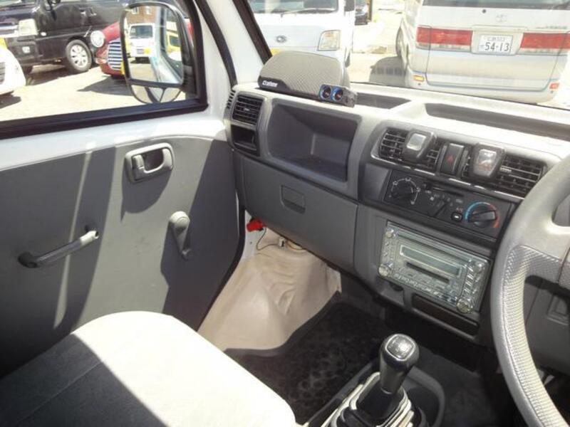 CLIPPER TRUCK