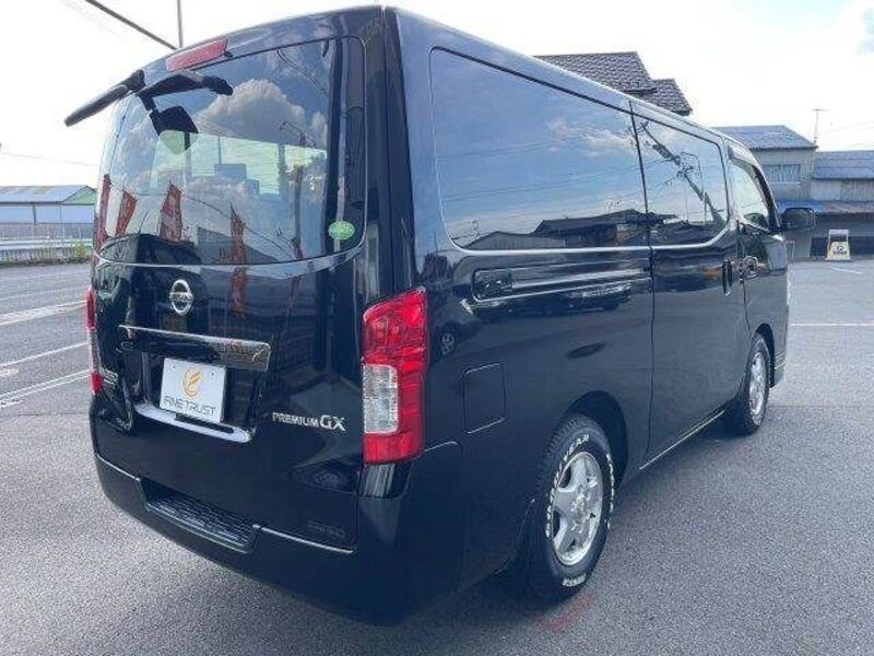 NV350 CARAVAN