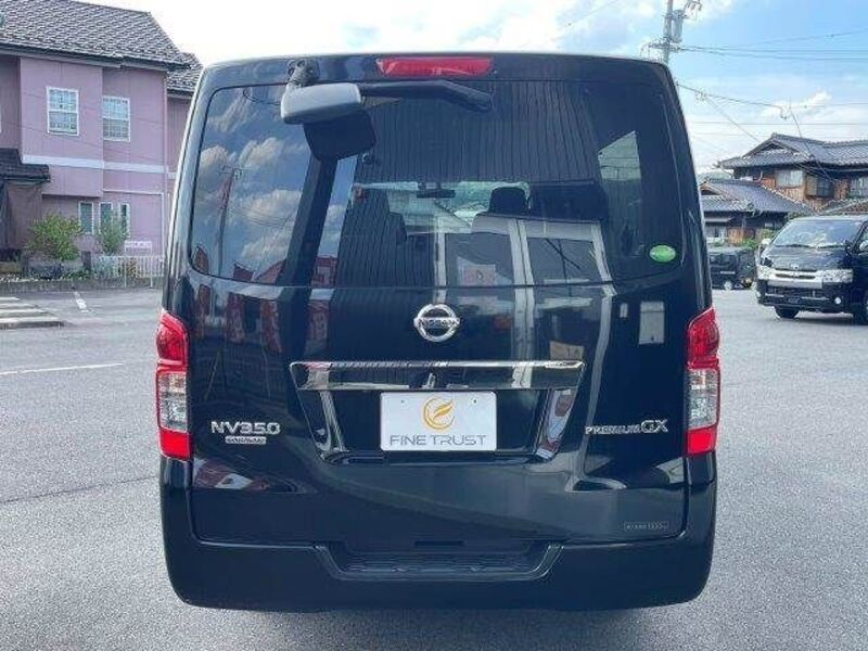 NV350 CARAVAN