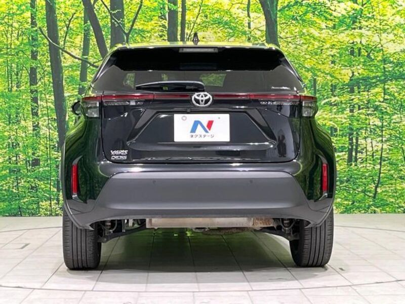 YARIS CROSS