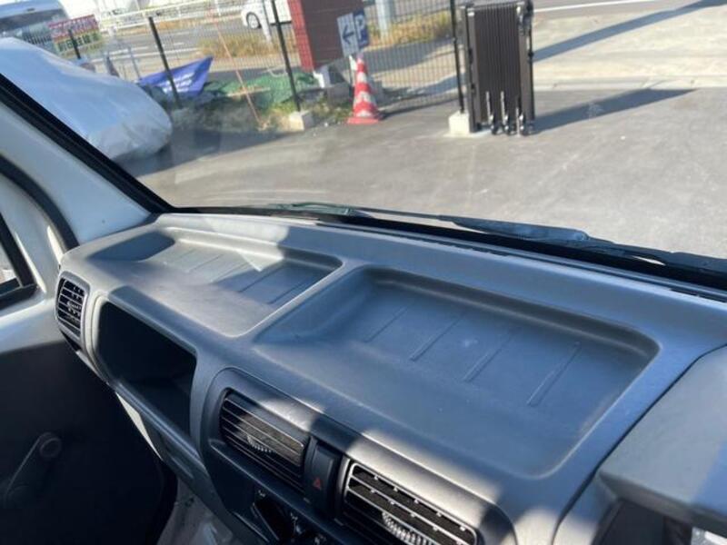 MINICAB TRUCK