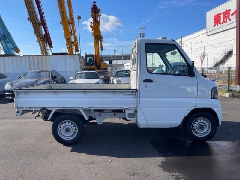 MINICAB TRUCK