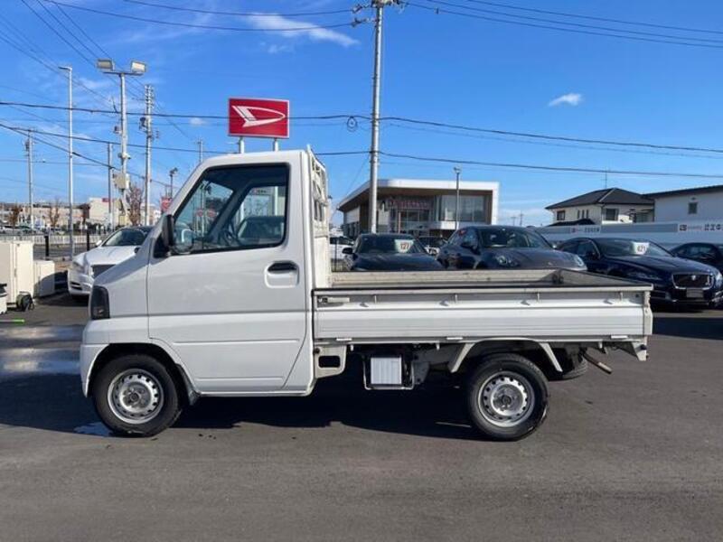 MINICAB TRUCK