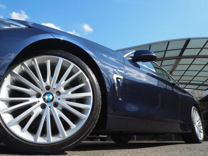 4 SERIES
